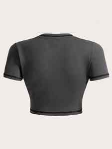 Camiseta Corta Transpirable Personalizada, Top Corto con Estampado Vintage, Top Corto de Algodón para Mujer, Top Corto Sublimado Ajustado con Cuello Redondo - Product Image 5