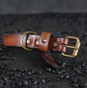 Collier de chien en cuir classique. Style vintage. 1 pouce de large. Collier de chien de chien brun antique pour lévrier et Whippet - Product Image 1