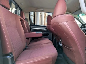 TO-YO-TA HI-L-UX DO-UBLE CAB GLX AWD AUTOMATIQUE SUPER PROPRE 2020 - Product Image 4