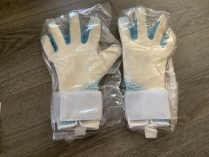 Gants de gardien de but de football personnalisables, respirants, en latex de contact de 4 mm, professionnels, imperméables, réglables pour l'extérieur - Product Image 3
