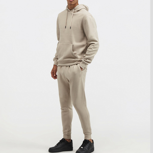 Conjunto Deportivo de Felpa de Algodón de Alta Calidad de Fábrica OEM Decheng, Marca Famosa, Personalizable, Traje Deportivo de 2 Piezas - Product Image 1