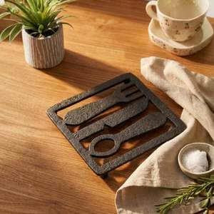 Decorative Square Shape Cutlery Trivet Home Hotel Coffee Table Aluminium Metal Square Trivet Tea and Coffee Trivet for Hot Sale - Product Image 1