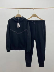 Conjunto Deportivo Personalizado al por Mayor para Hombre, con Cuello Polo, de Algodón y Poliéster, Pantalones Deportivos - Product Image 1