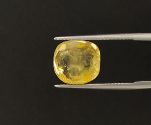 Espinela Natural Sin Tratar de Calidad de Exportación, Corte Cojín, para Joyería, Astrología, Riqueza, Avance en la Carrera, Disponible para Exportación - Product Image 1