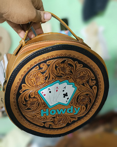 Recién llegado, bolso bandolera de forma redonda de cuero Vintage occidental, mecanizado a mano con tallado Floral, bolsos de lujo a la venta - Product Image 2
