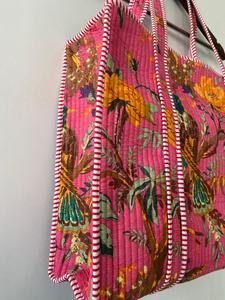 กระเป๋าผ้าฝ้ายลายดอกไม้สีชมพูเย็บมือ  แบบมีซิป  เป็นมิตรกับสิ่งแวดล้อม  ลายบล็อกสีสันสดใส  ทันสมัย  เหมาะสำหรับใช้ในชีวิตประจำวันและเดินทาง - Product Image 3