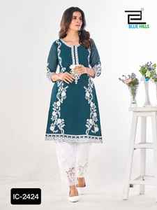 Vêtements ethniques indiens Georgette lourde prêt à porter Kurtis avec une belle broderie travail décontracté et tenue quotidienne Collections Kurtis - Product Image 6