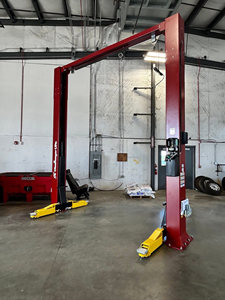 Elevador de autos hidráulico de 2 postes para trabajo pesado de 12,000 lbs, equipo de taller de reparación de automóviles en venta - Product Image 5