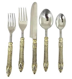 Juego de cubiertos y cubiertos con mango de diseñador en relieve de acero inoxidable más vendidos para suministros de Hotel y restaurante nuevo diseño - Product Image 3