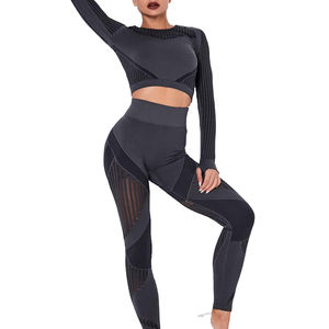 Ensemble de yoga pour femmes, nouvelle conception tendance, best-seller, couleur et taille personnalisées, ensemble de yoga de haute qualité en vente à bas prix - Product Image 4