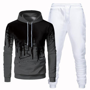 Vêtements de sport complets pour hommes Streetwear Survêtement à sublimation en polyester polaire pour hommes Survêtements au design personnalisé - Product Image 3