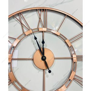 Horloge murale décorative en métal moderne de qualité supérieure pour la décoration de bureau à domicile ou de salon, montre élégante et fonctionnelle - Product Image 4