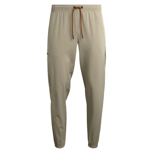 Joggers cargo pour hommes à haute mobilité avec coupe décontractée et espace de poche sécurisé pour une utilisation en extérieur - Product Image 1