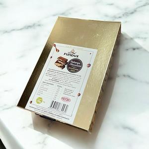 Barras de chocolate con leche sólida de alta calidad de pavo relleno de crema de pistacho - Product Image 1