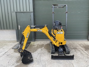 รถขุดขนาดเล็ก JCB 35Z-1 รถขุดตีนตะขาบ เครื่องยนต์ Laidong ประสิทธิภาพสูง ระบบไฮดรอลิก Eaton มอเตอร์ปั๊มเกียร์ กำลัง 20 กิโลวัตต์ - Product Image 4