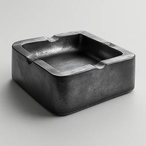 Cendrier à cigares en métal fait main de qualité supérieure, matériau durable de haute qualité, aspect poli magnifique - Product Image 5