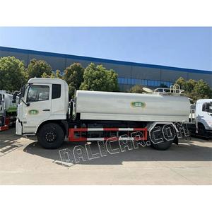 Nieuwe dieselmotor 4x2 tuinbouw spuitwagen watertank vrachtwagen te koop - Product Image 4