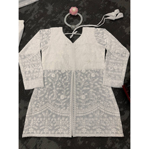 Prêt à Porter Broderie Traditionnelle Indienne Travail Salwar Kameez avec Elegant Work & Dupatta avec Pent - Product Image 5