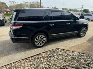 Excelente Oferta: Autos Usados en Excelentes Condiciones, <span class=keywords><strong>Lincoln</strong></span> <span class=keywords><strong>Navigator</strong></span> L Reserve Sport Utility 4D <span class=keywords><strong>SUV</strong></span> <span class=keywords><strong>2022</strong></span>, Listo para Enviar - Product Image 1