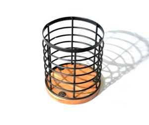 Porte-couverts Porte-ustensiles de cuisine en fer noir avec base en bois d'acacia Support de rangement rond pour couverts pour décor de table à manger - Product Image 1