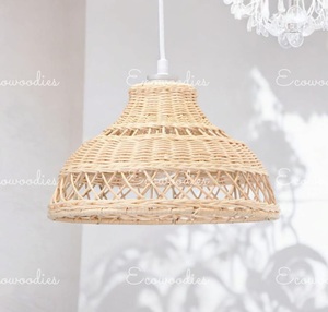 Lámpara LED colgante de mimbre de bambú hecha a mano, lámpara colgante de forma redonda para sala de estar, dormitorio, comedor, apartamentos, hoteles - Product Image 1
