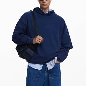 เสื้อฮู้ดแขนยาวสีพื้นแบบกำหนดเอง ดีไซน์ใหม่ ทรงโอเวอร์ไซส์ สวมใส่สบาย เสื้อฮู้ดแขนสองชั้นสำหรับผู้ชาย - Product Image 1