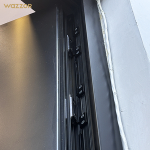 Porta d'Ingresso per Villa <span class=keywords><strong>in</strong></span> Legno Massiccio e Alluminio con Intaglio 3D Personalizzato di Alta Gamma Wazzor - Product Image 3