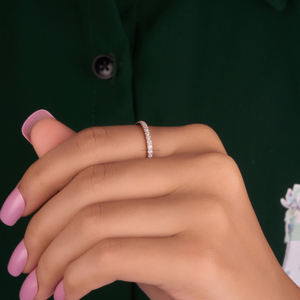 Bague de mariage en diamant Moissanite pleine éternité 2mm bande ronde en or rose 14 carats élégante bague d'anniversaire empilable pour elle - Product Image 2