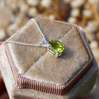 Natürlicher Peridot 8x6mm ovaler Edelstein 925 Sterling Silber hand gefertigte Designer Fine Jewelry Halskette für Frauen nach Maß