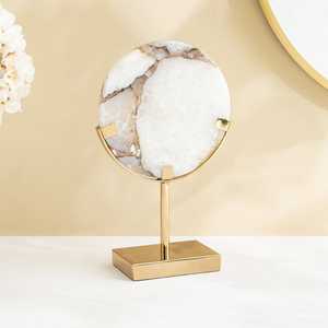 หินอ่อนธรรมชาติทำด้วยมือ & ทองเหลืองตกแต่งประติมากรรมหินทรงกลมที่ทันสมัยสำหรับการตกแต่งภายในบ้านและสำนักงานโรงแรม - Product Image 1