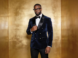 Blazer de smoking pour homme en velours vert émeraude à double boutonnage avec revers en satin noir |   Veste de cérémonie et de soirée - Product Image 3