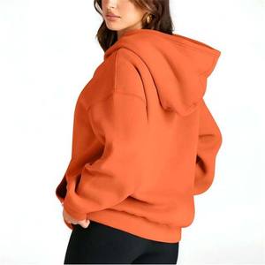 Dernier modèle de sweat à capuche oversize pour femme, épais, coupe ample, couleur unie, logos personnalisés, épaules tombantes, 100% coton - Product Image 3