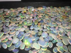 โอปอลเอธิโอเปียธรรมชาติอัญมณีอัญมณีทรงหลวมตัดเป็นวงแหวนผลิตภัณฑ์ที่สง่างามและไม่เหมือนใครสำหรับการทำเครื่องประดับอัญมณี - Product Image 2