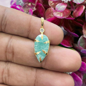 Amazonite Prong Set Pendant, y CZ Quartz 925 Sterling Silver Gold Plated Charm, Collet Setting Womens Jewelry Gift para ella - Product Image 5