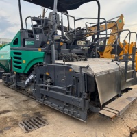Pavoir d'asphalte d'occasion VOGEL Super 1800-3L avec moteur et pompe, puissance 158KW, épaisseur de 300mm, haute efficacité, en vente