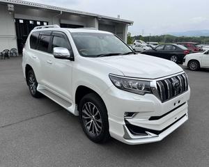 รถยนต์มือสองโตโยต้าแลนด์ครุยเซอร์ ปราโด ปี 2020 - Product Image 1