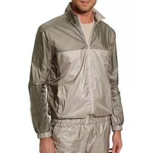 Conjunto de chándal y chaqueta cortavientos transpirable de corte regular con estampado de algodón 100% de invierno con logotipo personalizado para hombre - Product Image 6