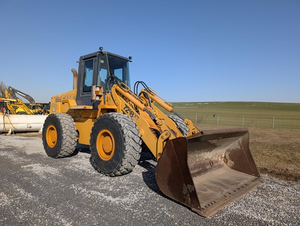 Tracteur agricole d'occasion 721B XT 120 CV avec moteur et boîte de vitesses à vendre - Product Image 5