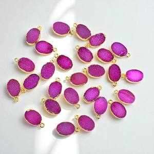 Pendentif connecteur Druzy rose plaqué or 10x12mm forme ovale connecteur de pierres précieuses Druzy - Product Image 1