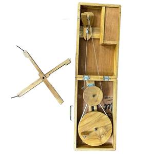Caja de madera Gandhi Ji Charkha de fabricación india o Exhibición cultural o decoración del hogar y uso educativo disponible para la venta - Product Image 4