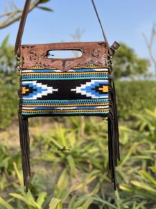 Bolso artesanal Jacquard de cuero con flecos Sling Bag tallado bolsos bohemios nuevo diseño Sling Venta caliente bolsos para mujeres - Product Image 3