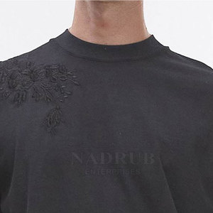 เสื้อยืดปักลายคอกลมสำหรับผู้ชายเสื้อยืดผ้าฝ้ายปักลายสัมผัสนุ่มทนทานสำหรับสตรีทแวร์ - Product Image 5