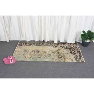 Alfombra turca Vintage de 2x4,4 pies, Alfombra de lana tejida plana beige y verde con patrón de retazos para decoraciones de sala de estar - Product Image 4