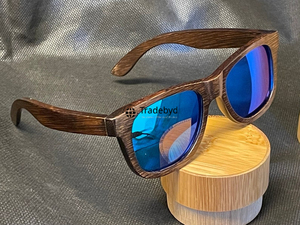 Gafas de madera hechas a mano Tradebyd, regalo de devolución elegante para jóvenes para eventos de boda y fiestas ecológicas - Product Image 3