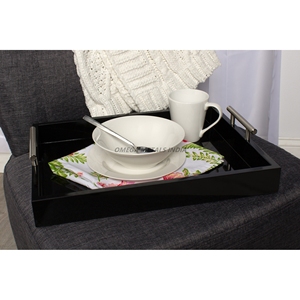 Elegante carro de servicio de metal negro con tres estantes espaciosos y diseño moderno ideal para el entretenimiento y la organización del hogar - Product Image 5