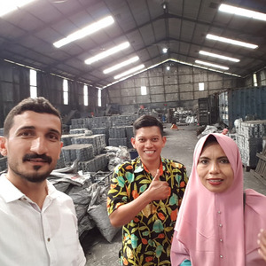 Briquettes de charbon de bois carrées 100% pur coco pour narguilé, chicha, barbecue - Écologiques, durables, testées 4x, fabriquées en Indonésie - Product Image 5