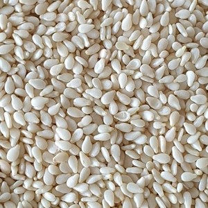 Pure Natural Fresh Sesame <b>Seeds</b> Size 14-32 24-30% Dry Matter Ready Eat Tanzania 30-Day Shelf Life Dry Cool <b>Storage</b> Small-Scale - Product Image 2