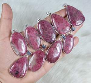 จี้พลอยโรโดไนท์แบบแฮนด์เมดคุณภาพสูงขายส่งเครื่องประดับแบบหนามเตย - Product Image 1