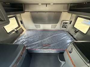 À VENDRE : Camion semi-remorque International LT Sleeper 2020 d'occasion, best-seller, avec toit surélevé, 450 CV, automatique, prêt à être expédié dans le monde entier - Product Image 3