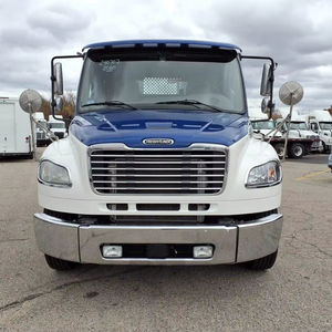 รถบรรทุกพื้นเรียบแบบ Tandem Axle ปี 2020 รุ่น M2 106 ขนาด 28 ฟุต พร้อมเครื่องยนต์ 350 แรงม้า เกียร์อัตโนมัติ 6 สปีด แข็งแรงทนทานและมีประสิทธิภาพสูง - Product Image 1